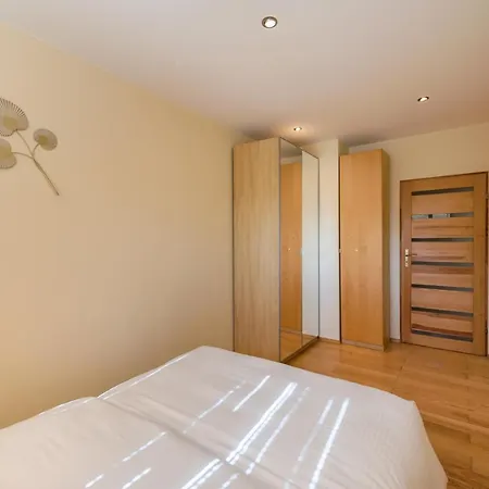 District 2br Airconditioned P By Bookinghost Apartment Warschau