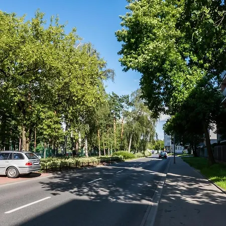 District 2br Airconditioned P By Bookinghost Apartment *