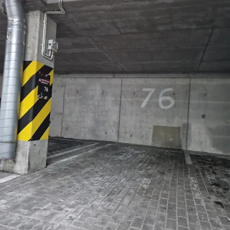 District 2br Airconditioned P By Bookinghost 아파트 바르샤바