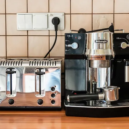 District 2br Airconditioned P By Bookinghost * Varsovie